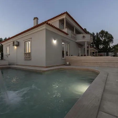 Lagoon & Deluxe Вилла Калдаш-да-Раинья