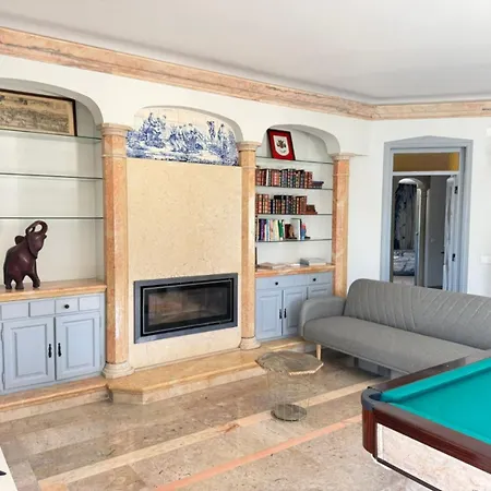Lagoon & Deluxe Вилла *
