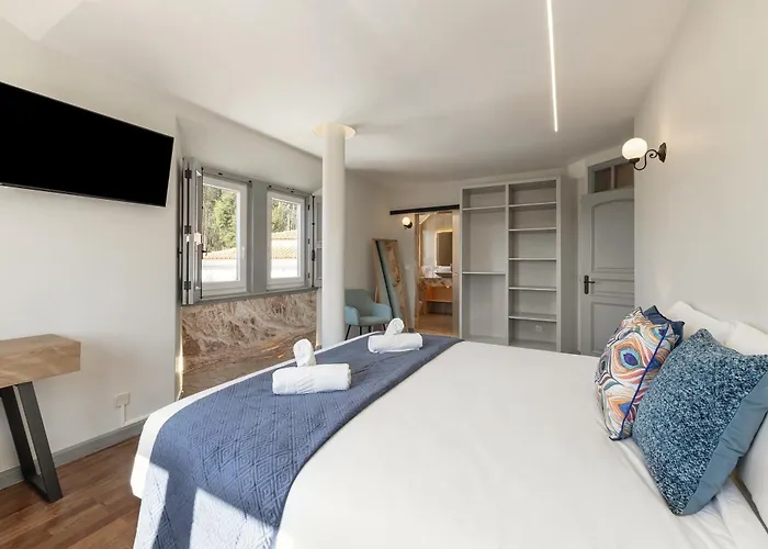 Lagoon & Deluxe Вилла