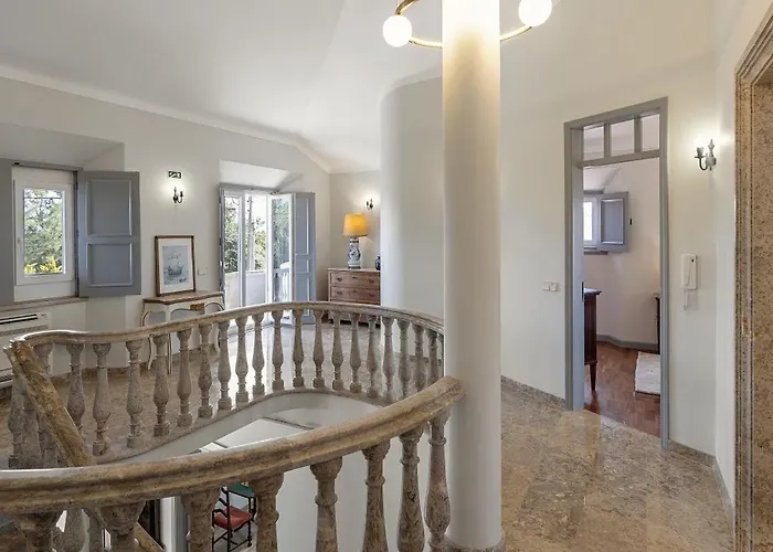 Вилла Lagoon & Deluxe *