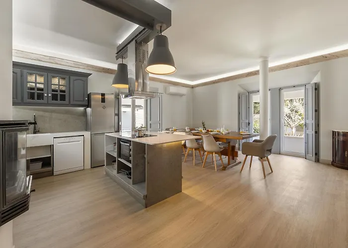 Вилла Lagoon & Deluxe Калдаш-да-Раинья